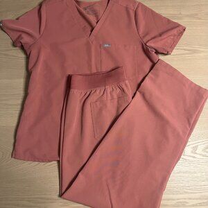 Mauve Figs Scrub Set